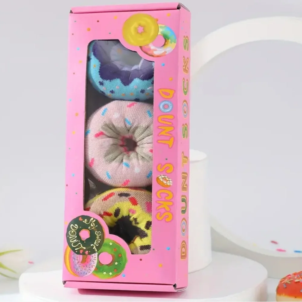 🆕️LAST BOX🍩DONUT NOVELTY COLORFUL UNIQUE SOCKS/SET OF 3 IN BAKERY BOX